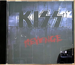 CD Kiss – Revenge