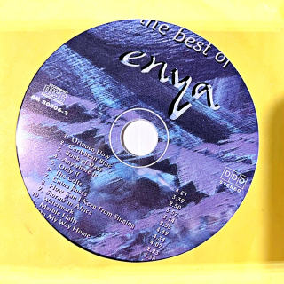CD Michael King, Paola – The Best Of Enya